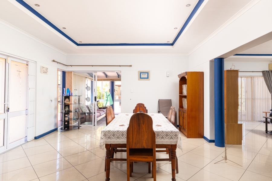 4 Bedroom Property for Sale in Port Owen Western Cape